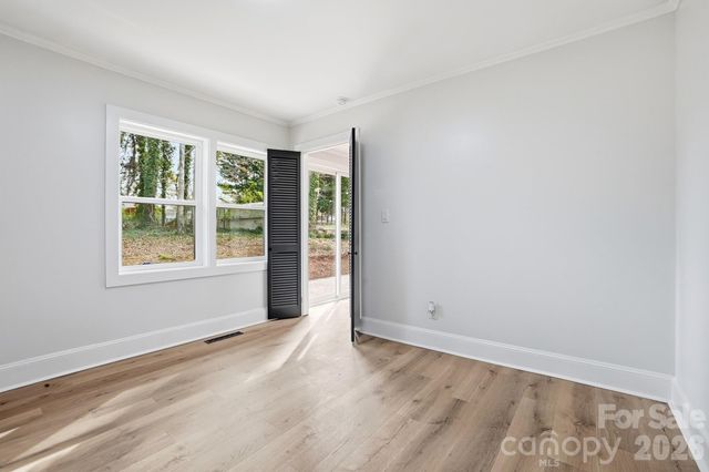 308 Rankin Avenue, Lowell, NC 28098