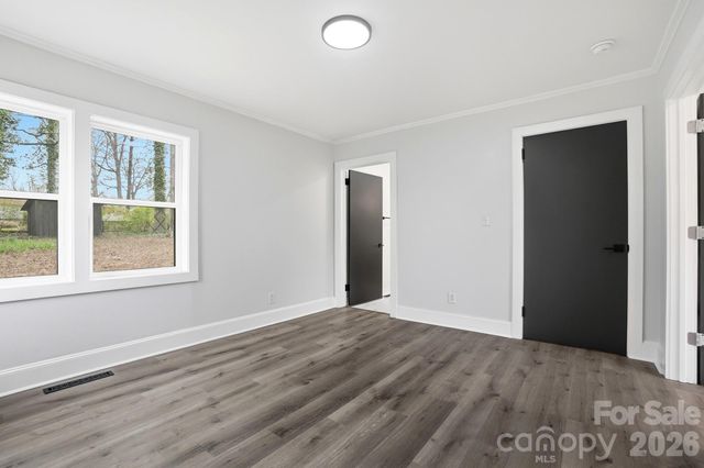 308 Rankin Avenue, Lowell, NC 28098