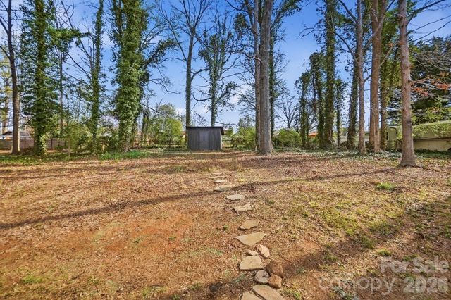 308 Rankin Avenue, Lowell, NC 28098