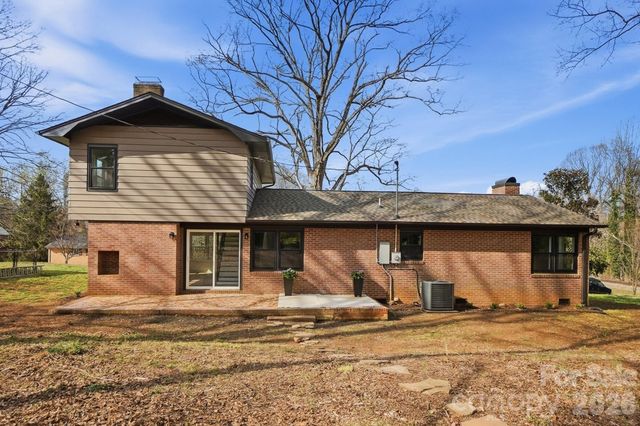 308 Rankin Avenue, Lowell, NC 28098