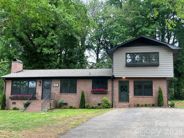 308 Rankin Avenue, Lowell, NC 28098