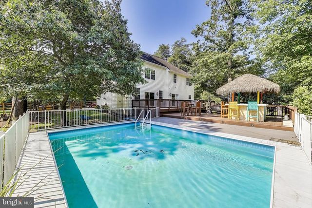 1002 BELGARDEN LN, Pasadena, MD 21122