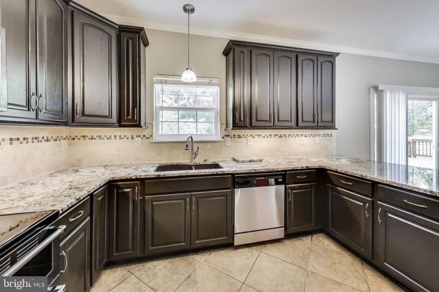 1002 BELGARDEN LN, Pasadena, MD 21122