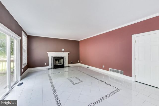 1002 BELGARDEN LN, Pasadena, MD 21122