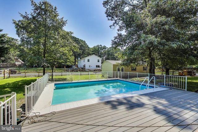 1002 BELGARDEN LN, Pasadena, MD 21122