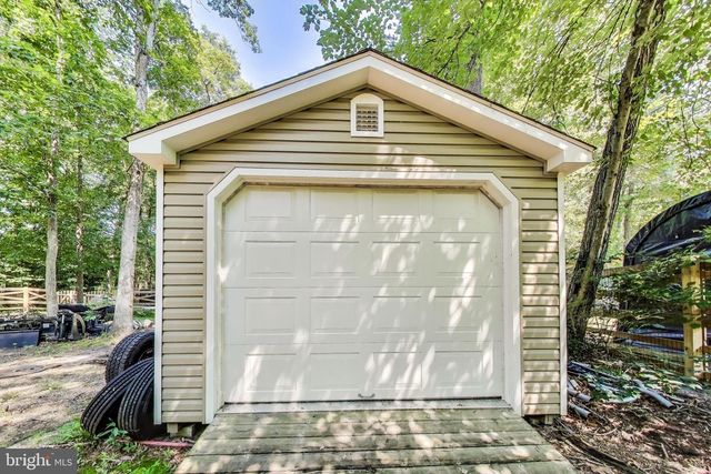 1002 BELGARDEN LN, Pasadena, MD 21122