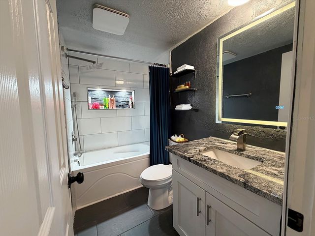 8611 LONGBOAT LANE, Hudson, FL 34667