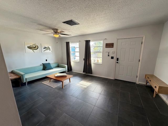 8611 LONGBOAT LANE, Hudson, FL 34667