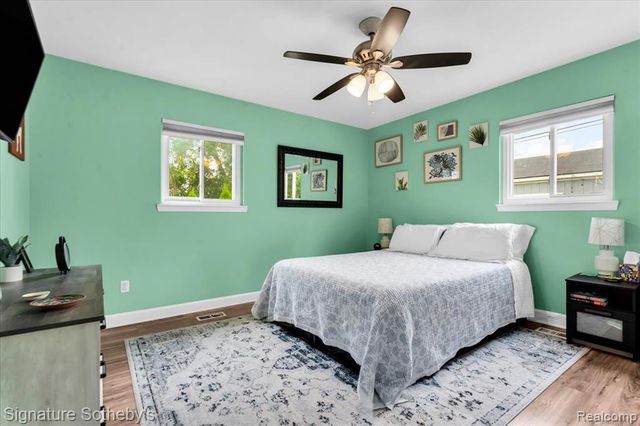 1099 Eaton Road, Berkley, MI 48072