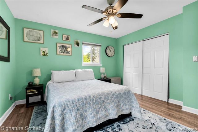 1099 Eaton Road, Berkley, MI 48072
