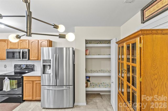 1143 Adirondak Drive, Gastonia, NC 28052