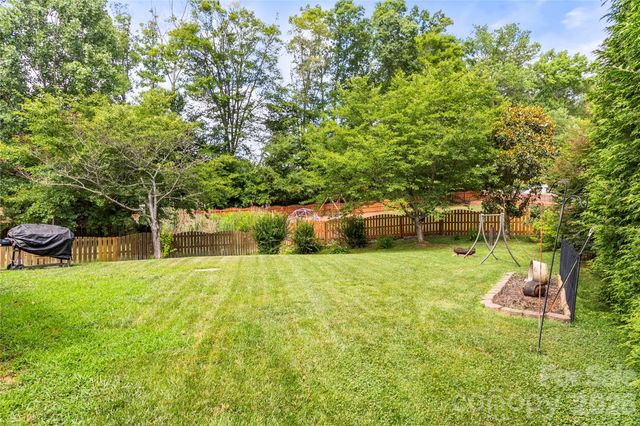 1143 Adirondak Drive, Gastonia, NC 28052