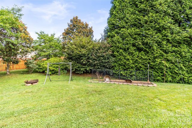 1143 Adirondak Drive, Gastonia, NC 28052