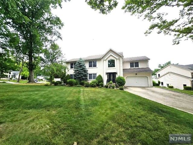 205 Fredrick Street, Paramus, NJ 07652