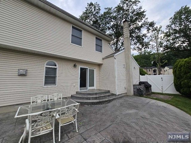 205 Fredrick Street, Paramus, NJ 07652