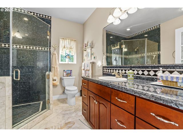 58 SHORELINE Dr, Florence, OR 97439