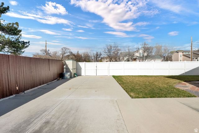 5812 S HAYSTACK WAY, Murray, UT 84123