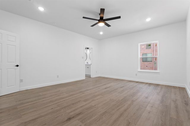 4406 S Ottawa Road, Dallas, TX 75212