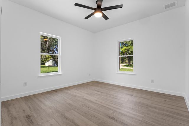 4406 S Ottawa Road, Dallas, TX 75212
