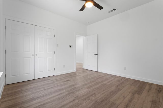 4406 S Ottawa Road, Dallas, TX 75212