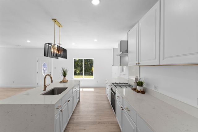 4406 S Ottawa Road, Dallas, TX 75212