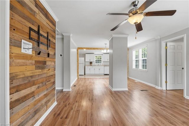 4326 Stokesdale Avenue, Winston-salem, NC 27101