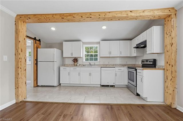 4326 Stokesdale Avenue, Winston-salem, NC 27101