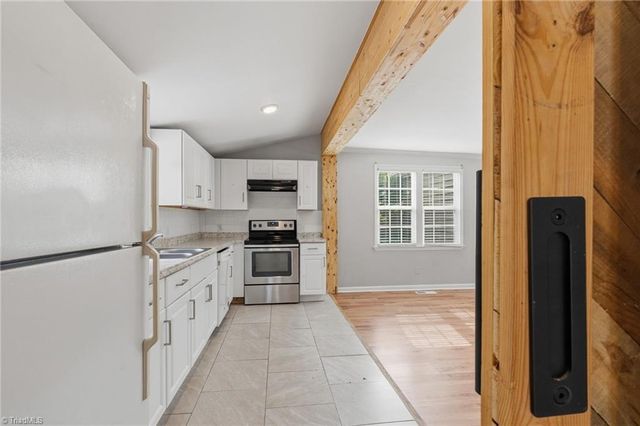 4326 Stokesdale Avenue, Winston-salem, NC 27101