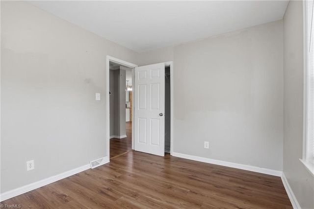 4326 Stokesdale Avenue, Winston-salem, NC 27101