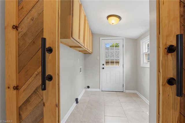 4326 Stokesdale Avenue, Winston-salem, NC 27101