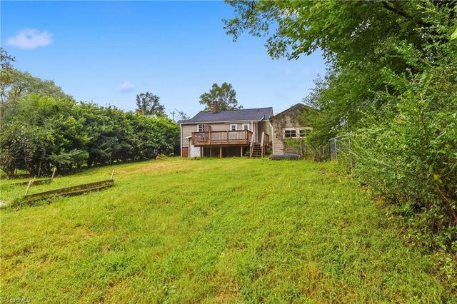 4326 Stokesdale Avenue, Winston-salem, NC 27101