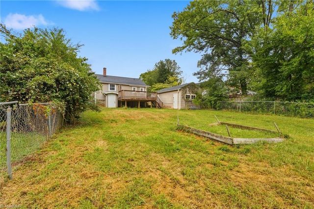 4326 Stokesdale Avenue, Winston-salem, NC 27101