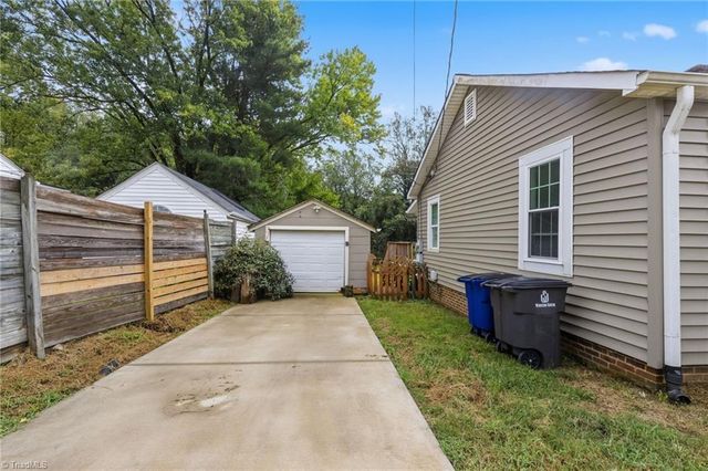 4326 Stokesdale Avenue, Winston-salem, NC 27101