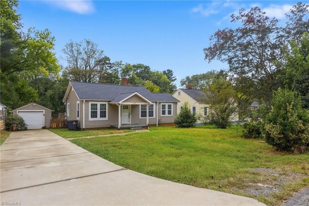 4326 Stokesdale Avenue, Winston-salem, NC 27101