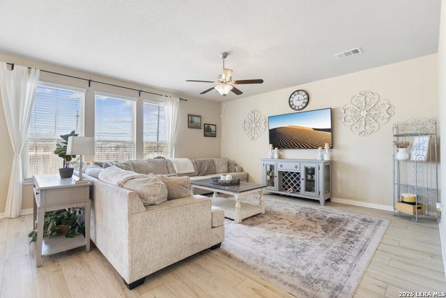 7818 Dutchess Turn, San Antonio, TX 78253