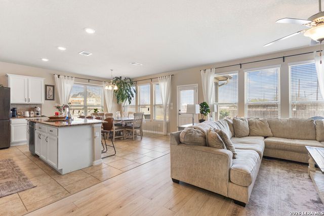 7818 Dutchess Turn, San Antonio, TX 78253