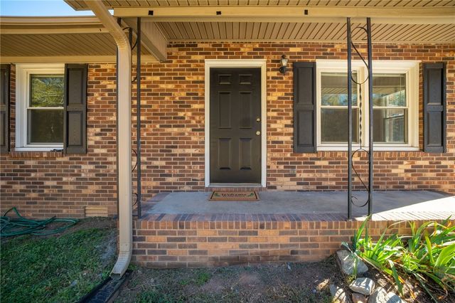 381 Crawford Road, Belton, SC 29627