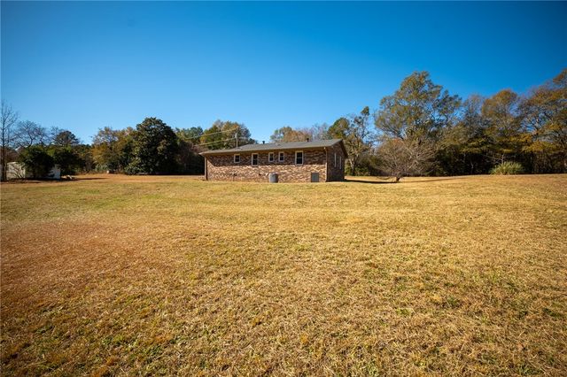 381 Crawford Road, Belton, SC 29627