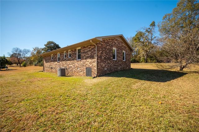 381 Crawford Road, Belton, SC 29627