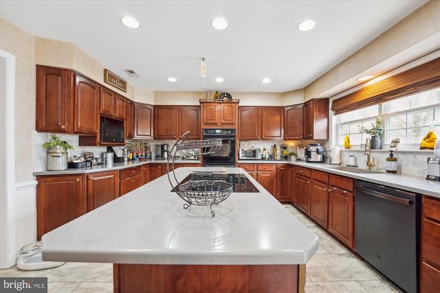 11710 AMER CT, Fort Washington, MD 20744