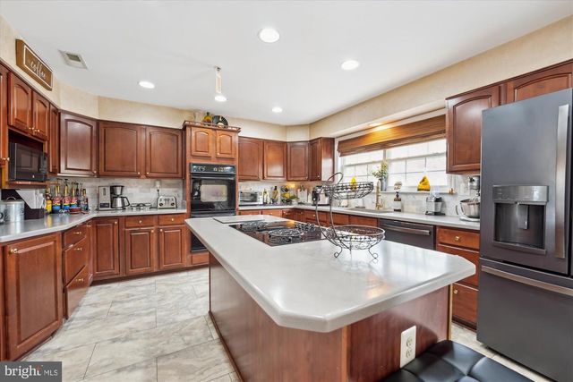 11710 AMER CT, Fort Washington, MD 20744