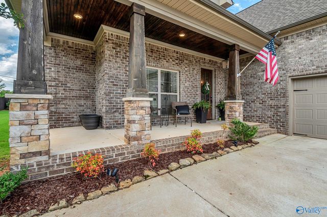 22495 Ansley Drive, Athens, AL 35613