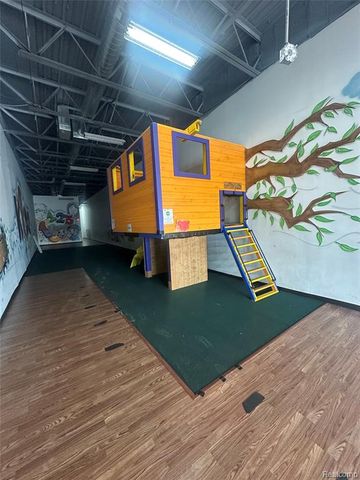 18602 Fenkell, Detroit, MI 48223