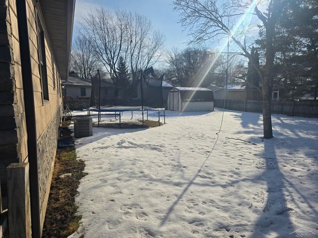 1946 N Mackenzie Lane, Mt Pleasant, MI 48858