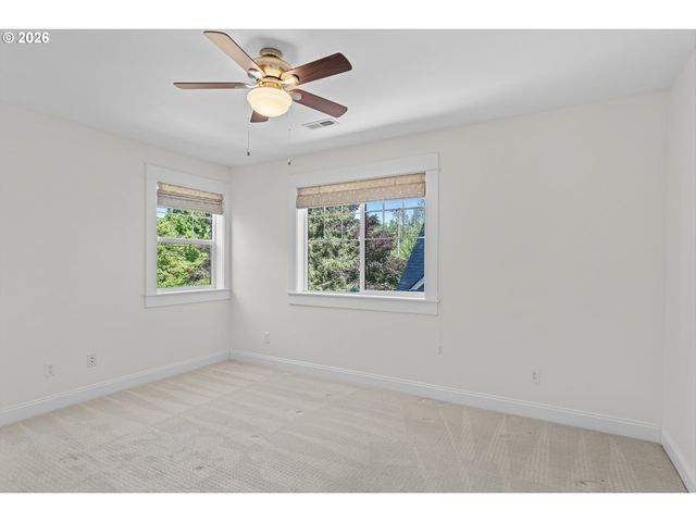 4064 N COURT Ave, Portland, OR 97227