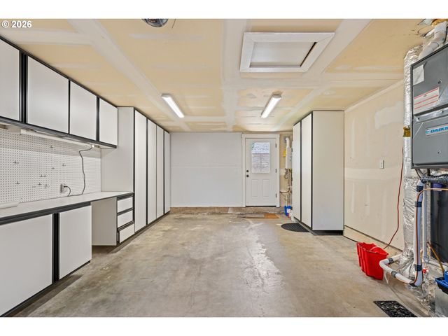 4064 N COURT Ave, Portland, OR 97227