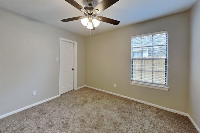 3418 Creek Manor Drive, Houston, TX 77339
