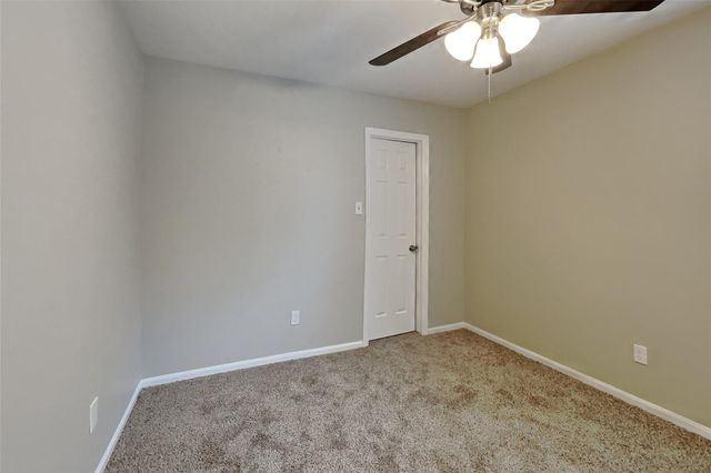 3418 Creek Manor Drive, Houston, TX 77339