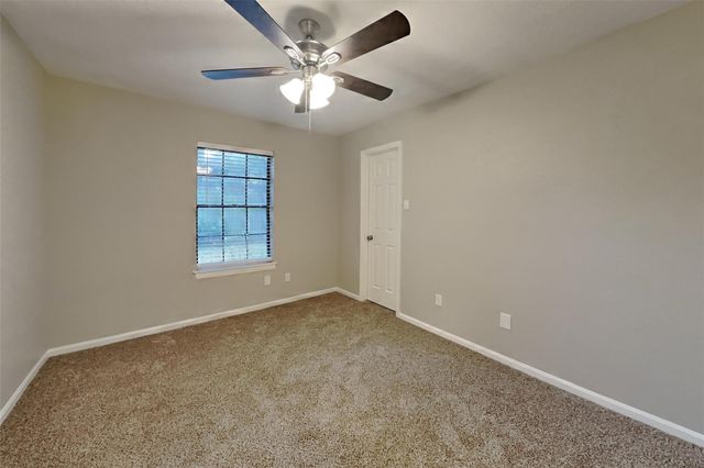 3418 Creek Manor Drive, Houston, TX 77339