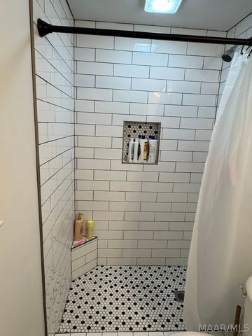 207 Primrose Drive, Prattville, AL 36067